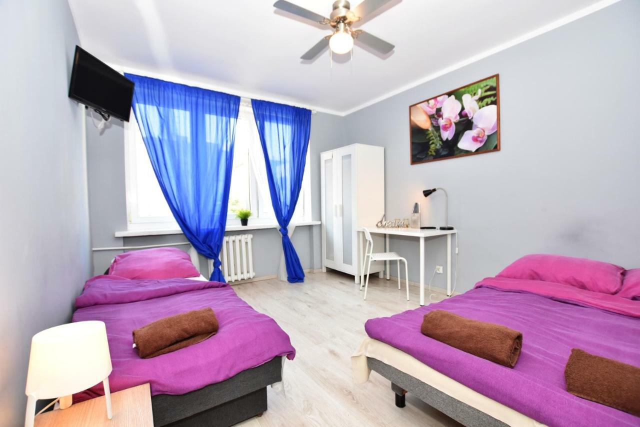 City Central Hostel Swidnicka Вроцлав Экстерьер фото