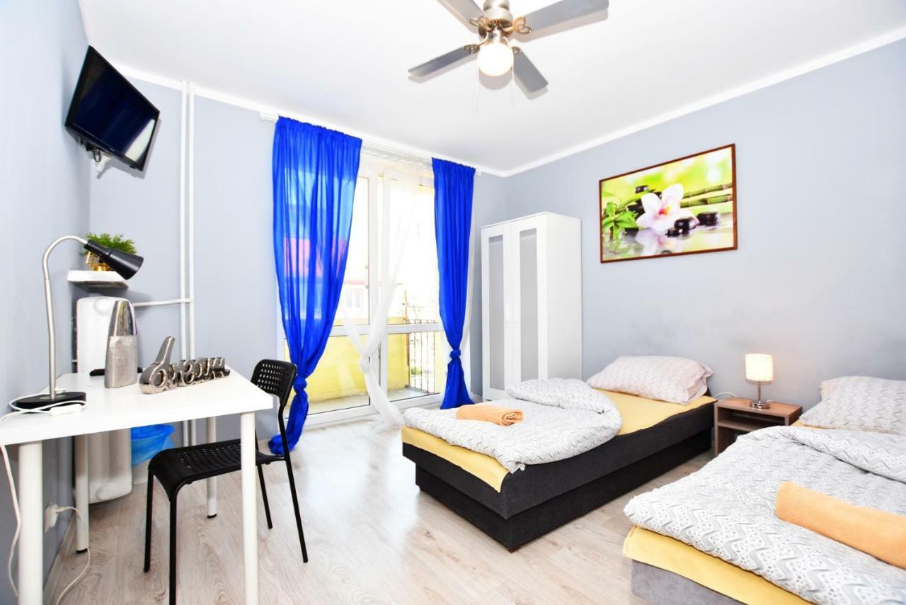 City Central Hostel Swidnicka Вроцлав Экстерьер фото