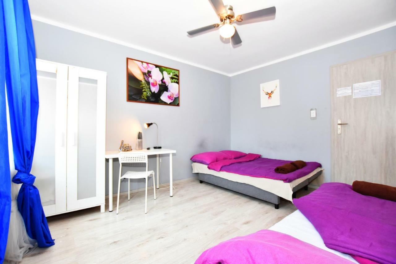 City Central Hostel Swidnicka Вроцлав Экстерьер фото